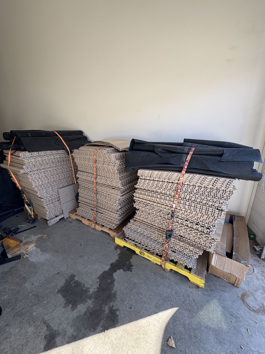 Basketball/Pickleball Court