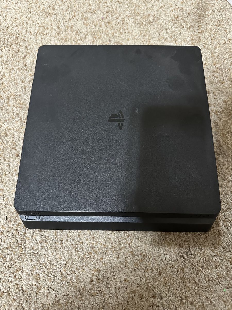 PlayStation 4 Slim