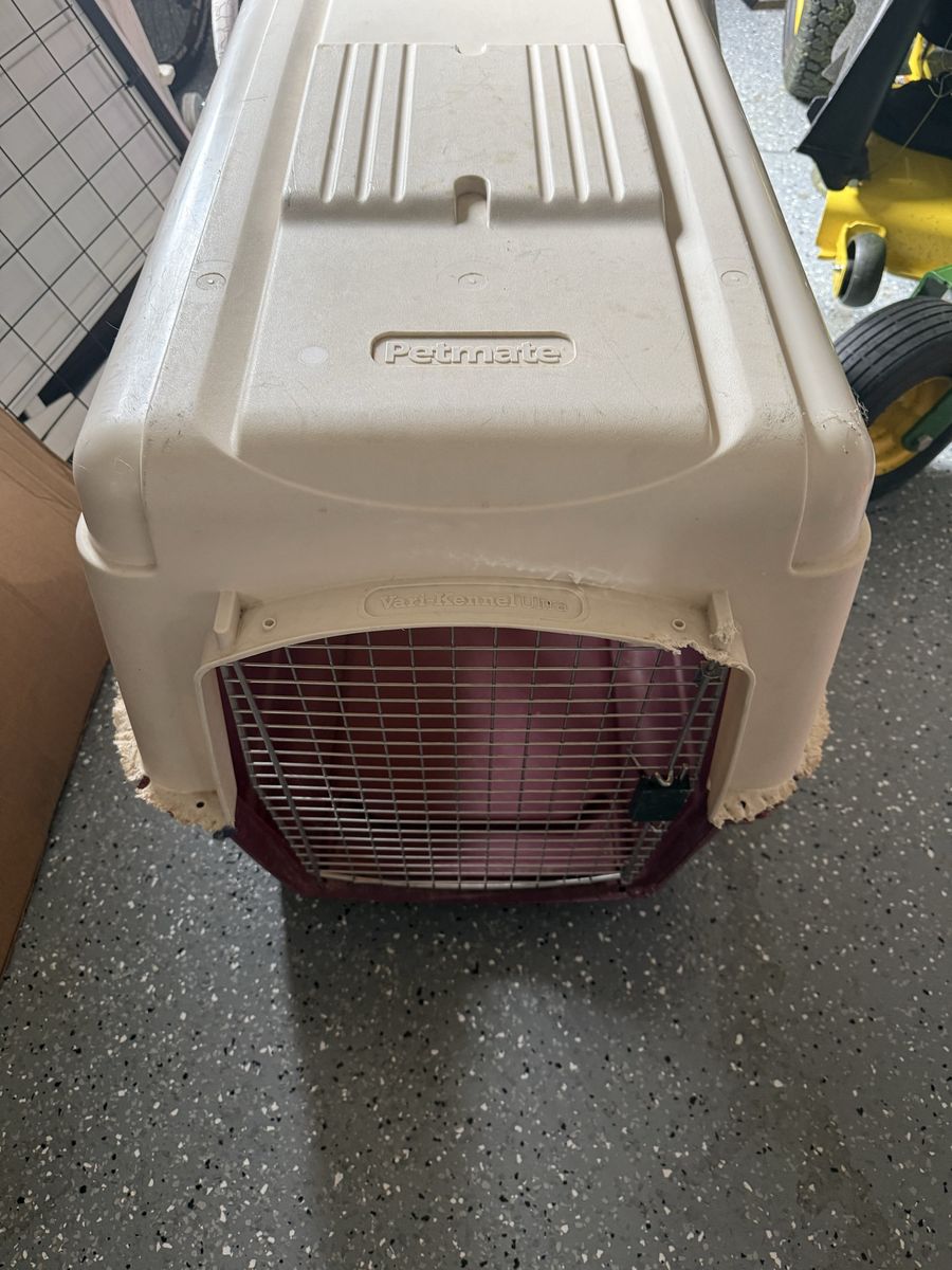 Petmate Large Dog Crate