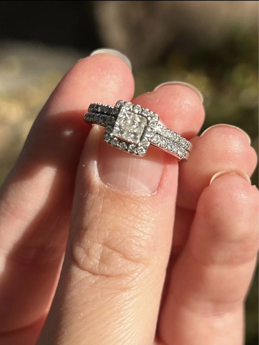 14K Gold Diamond Wedding Ring Engagement Ring Set