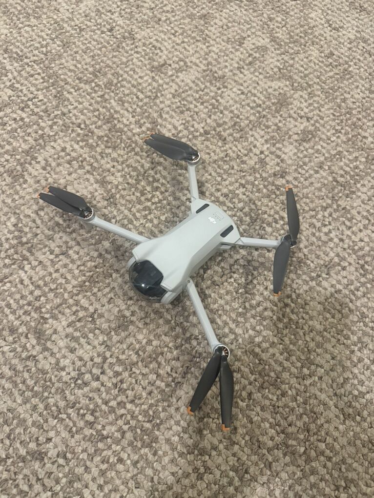 DJI Mini 3 drone ( Brand New Is $750)