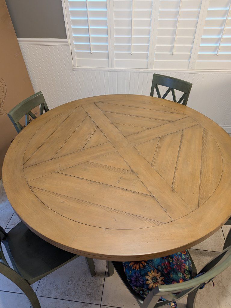 60" round dining table