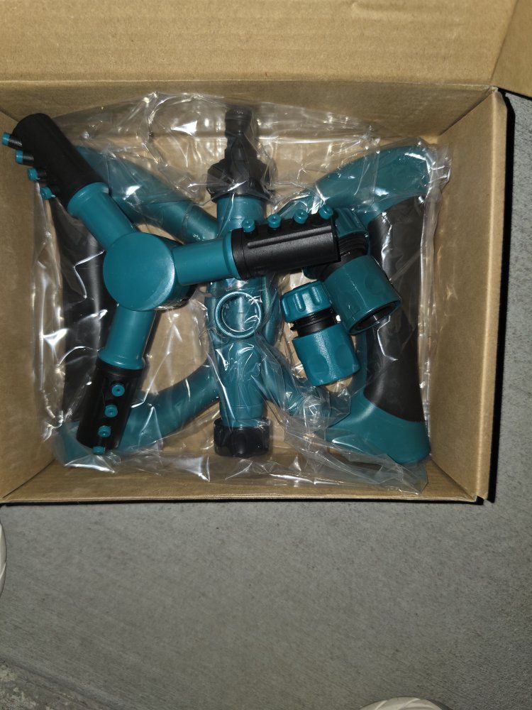 360-Degree Rotating Lawn Sprinkler with Hose Connectors