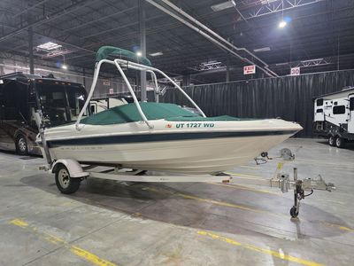 2002 Bayliner Capri