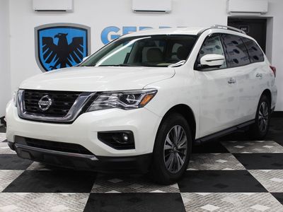 2017 Nissan Pathfinder SL