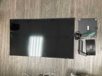 SAMSUNG S43AM702UN 43 INCHES SMART MONITOR