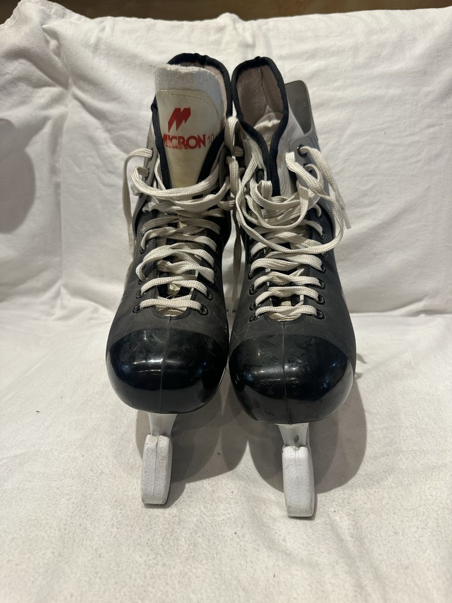Micron pro laser size 10 black hockey skates