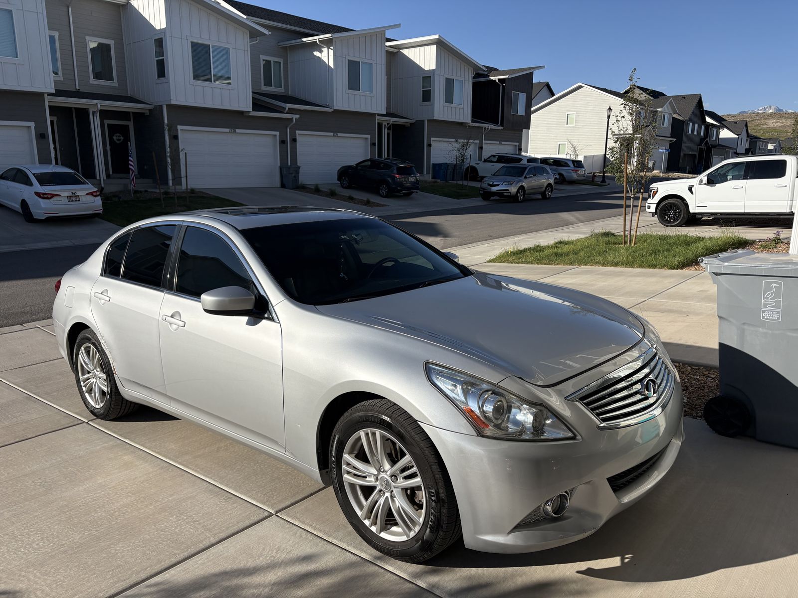 2013 Infiniti G37 x
