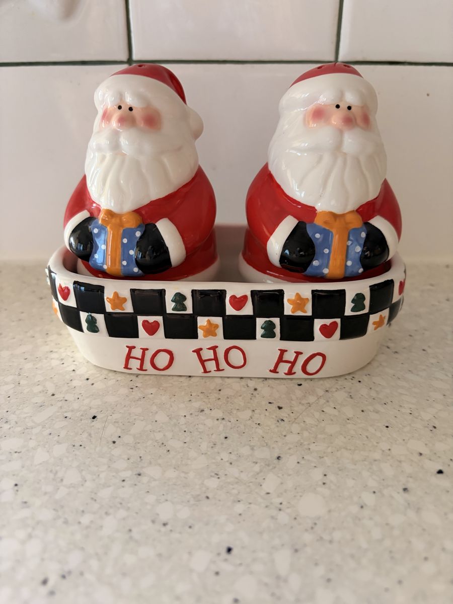 Ceramic Santa Claus Salt and Pepper Shakers with HO HO HO Tray Base Set