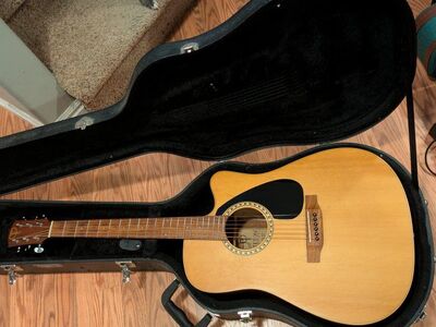 mint Teton acoustic guitar with case. ready to go