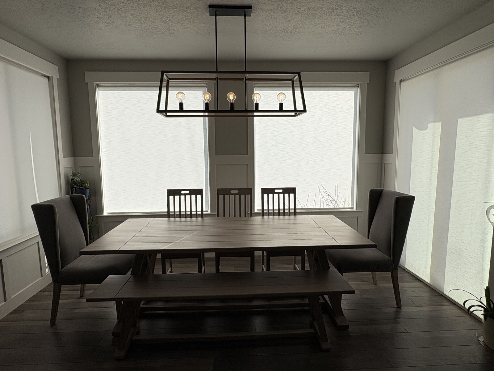 Solid Wood Farmhouse Dining Table Set (Seats 8–10) – Bench + 5 Chairs – Like New