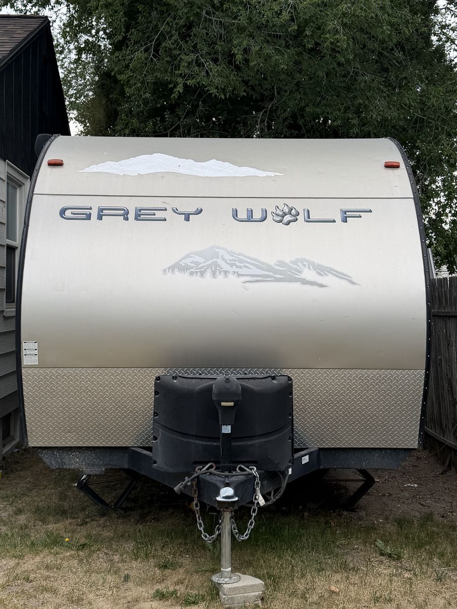 Grey Wolf Travel Trailer - Spacious & Well-Maintained Camper