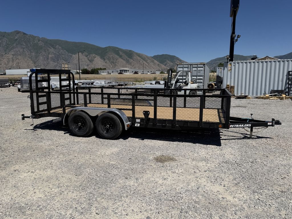 2026 PJ Trailers 7x18 83 Tandem Axle Channel (UL)"