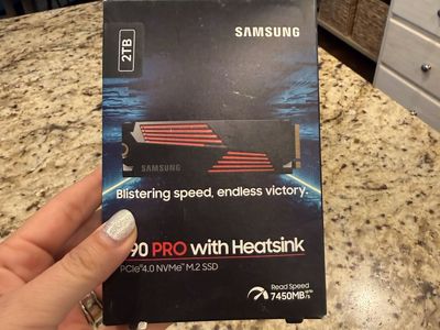 Samsung 990 PRO with Heatsink 2TB PCIe 4.0 NVMe M.2 SSD - Blistering Speed