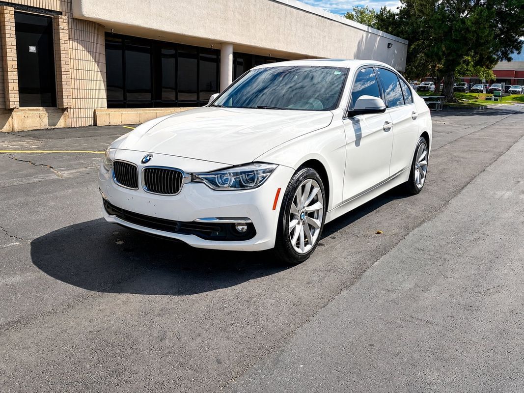 2017 BMW 3 Series 330i xDrive