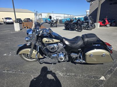 Beautiful 2022 Indian Springfield Will Not Last!!! LOW LOW MILES $15999