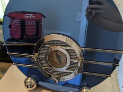 Innovative Technology ITWR-200 Decorative Retro FM Radio Blue/Chrome
