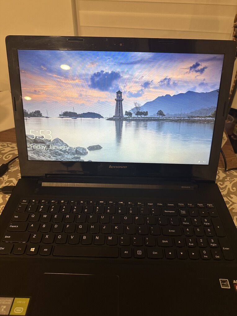 15'' Lenovo G50-45 AM8-6410 , 8GB RAM , 500GB HDD, USB 3.0, HDMI