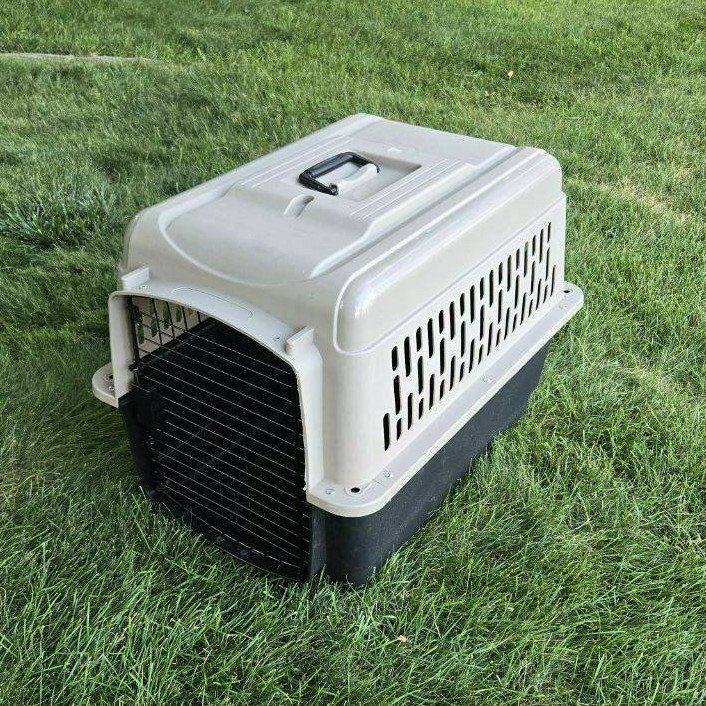 28" Medium Top Paw Plastic Dog Kennel Pet Cage Crate Travel
