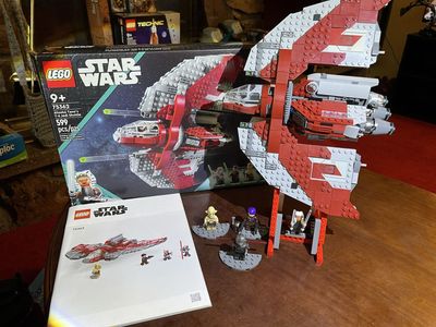 LEGO Star Wars Ahsoka Tano's T-6 Jedi Shuttle Set 75362 Built with Box & Minifigures