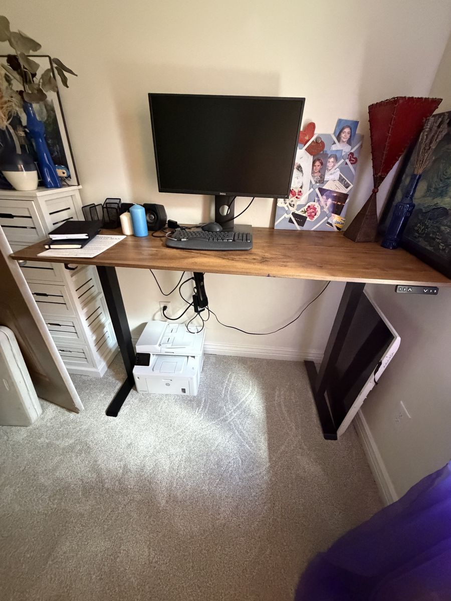 Standing Desk / Adjustable Desk – Needs Repair $50 OBO!