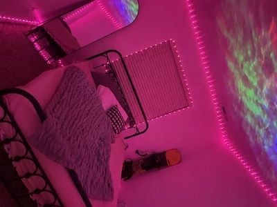 Queen bed