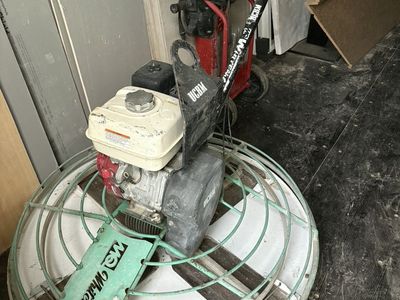Nice MQ Whiteman, 46 inch power trowel!.
