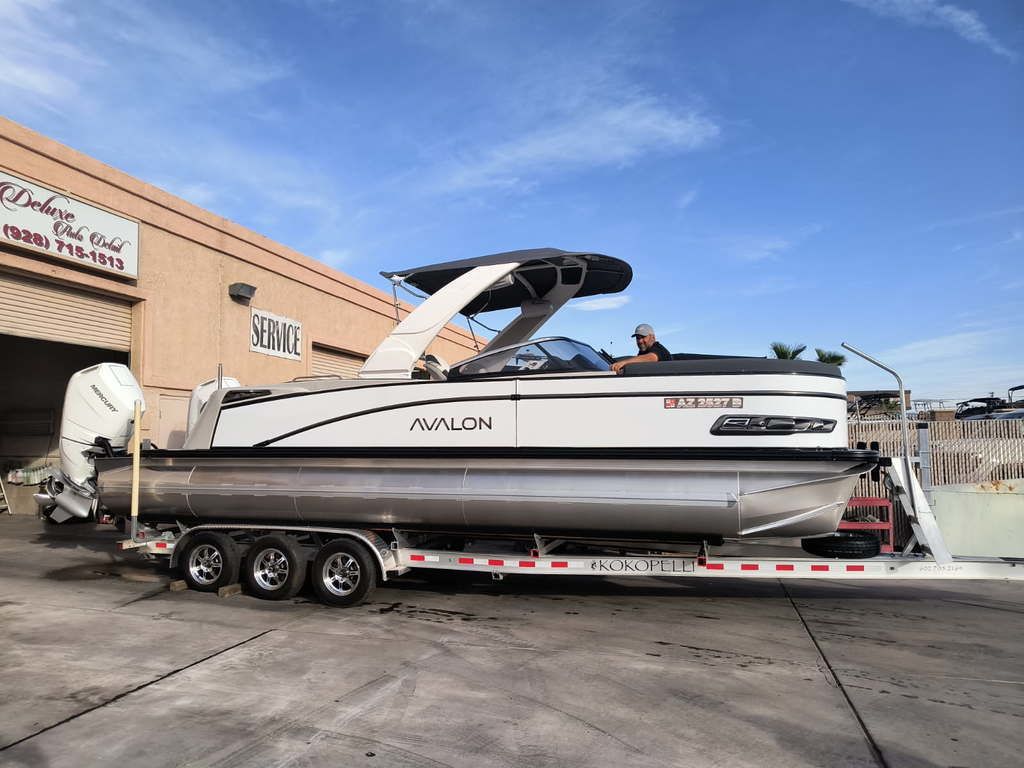 2026 Avalon Excalibur LTD Twin SS 25 FT