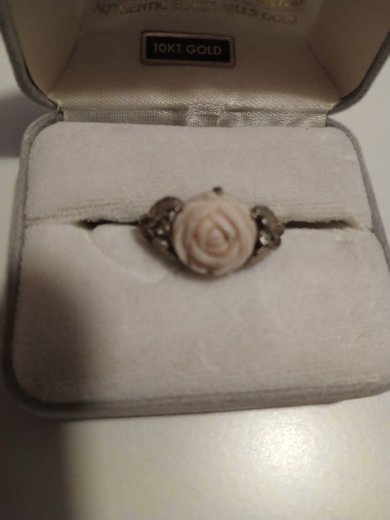 Carved Rose Floral Ring with Accents