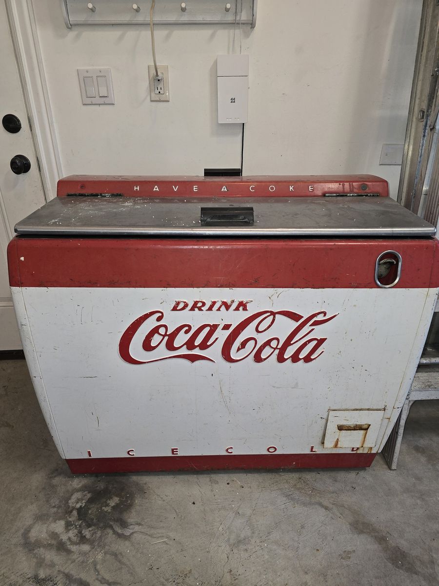 Old Coca-cola Cooler