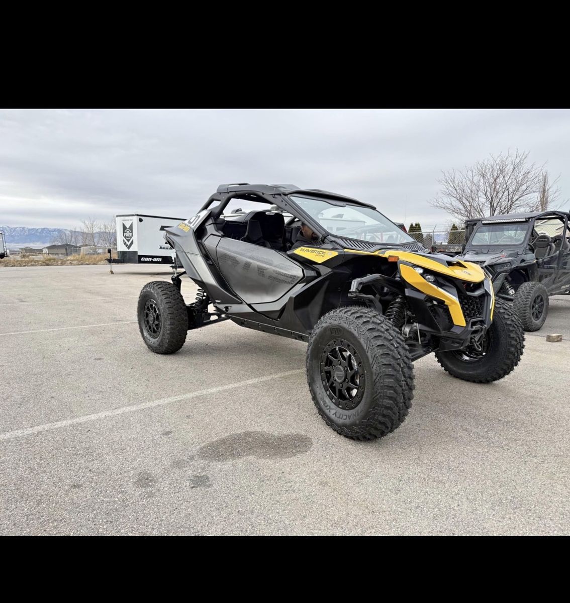Can am Maverick R wheels
