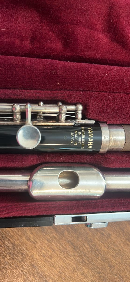 YAMAHA 32 PICCOLO W/CASE - EXCELLENT!