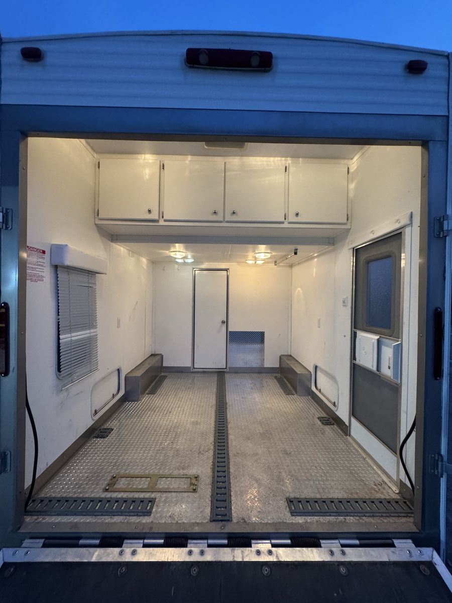 Main image 28