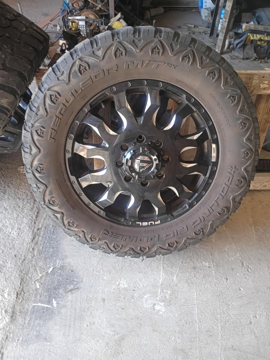 20" Dually truck rims with tire