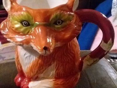 Charming Ceramic Fox Mug - Hand-Painted Animal Design