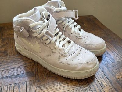 Nike Air Force 1 mids. light pink. size 12 mens