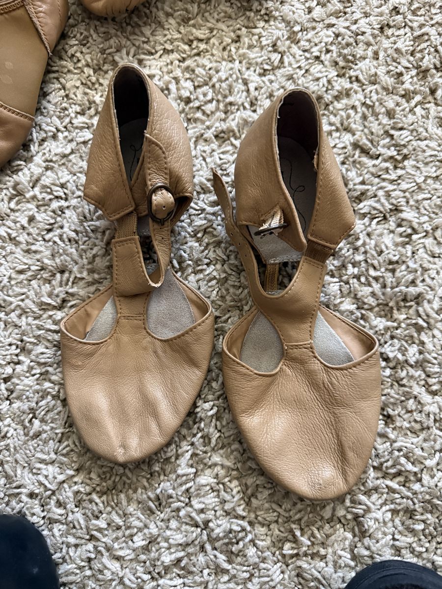 Bloch revolution Dancewear Tan Leather Upper Dance Shoes Style 326 Women's Size 4