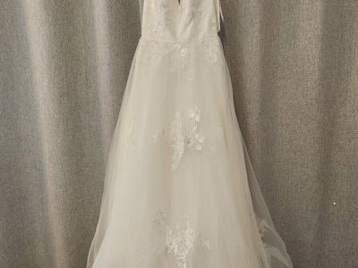 Wedding Dress Size 8