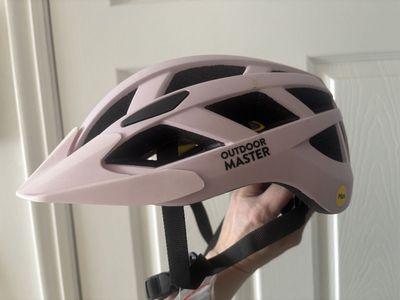 Outdoor Master MIPS Bike Helmet - Light Pink Size Large