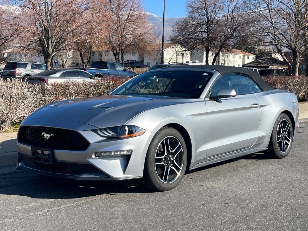 2023 FORD MUSTANG EcoBoost Premium
