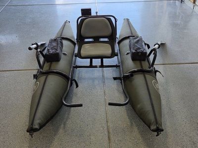 Personal Pontoon Craft w/ Oars