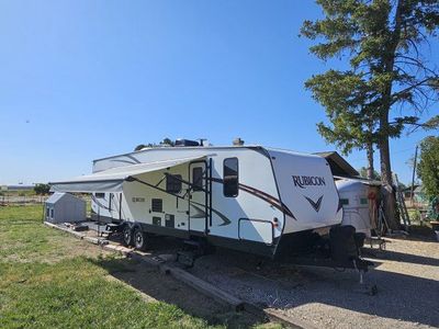 Toy Hauler RV Camper
