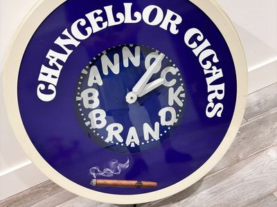 Glo-dial Chancellor cigar neon clock