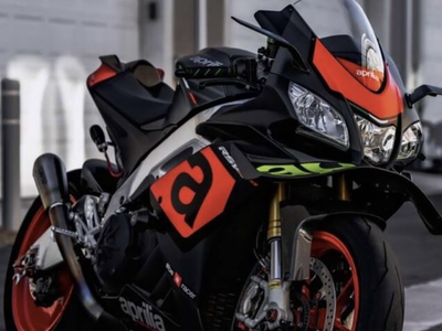 2018 Aprilia RSV4 - Clean Bike For A Steal!