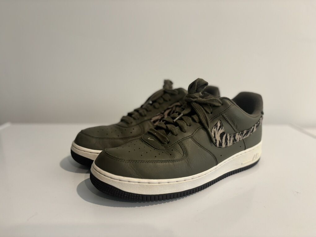 Mens 11 Olive Green Nike Air Force 1's