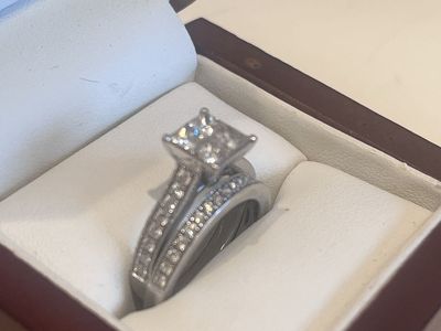 14kt white gold and diamond bridal set