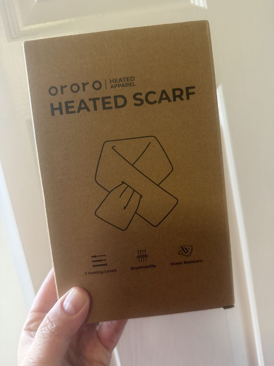 Heated scarf