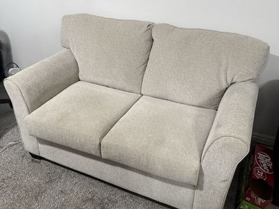 Michael Nicholas Designs Loveseat