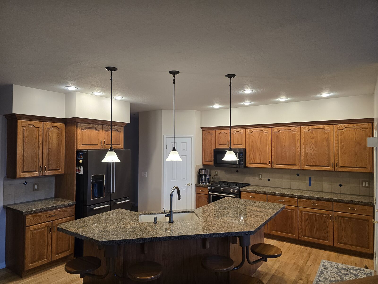Kitchen/Dining Lighting - 3 mini pendents; 1 dining pendent