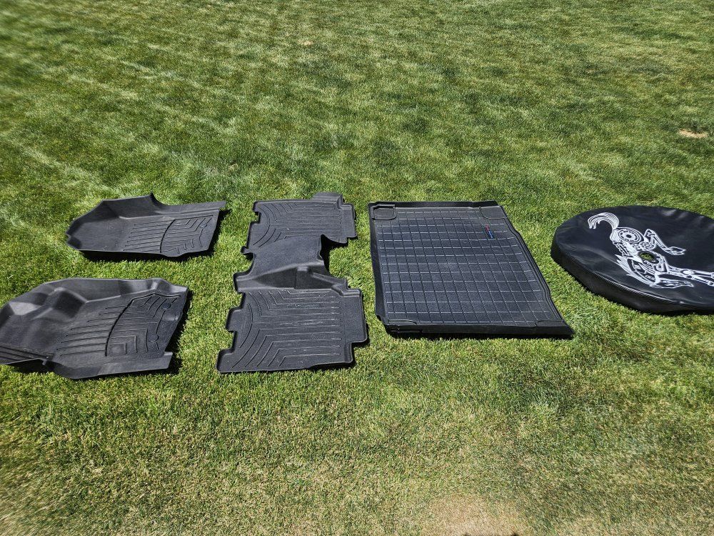 Ford Bronco Weathertek Floorliners and Spars Tire Cover
